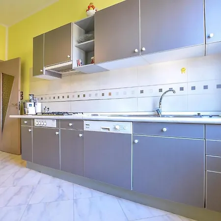 Appartement Nice In With Kitchen *